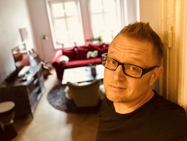 ”Landet lyckopiller” – en äkta thriller (tyvärr)